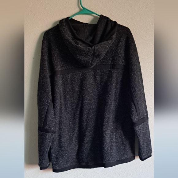 Nike Thermal Gray Black Hooded Fleece - Picture 2 of 6